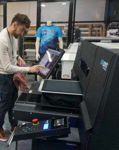 APC to Support PolyPrint Garment Printers - Sign Builder